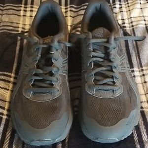 Jet Black Asics Running Shoes